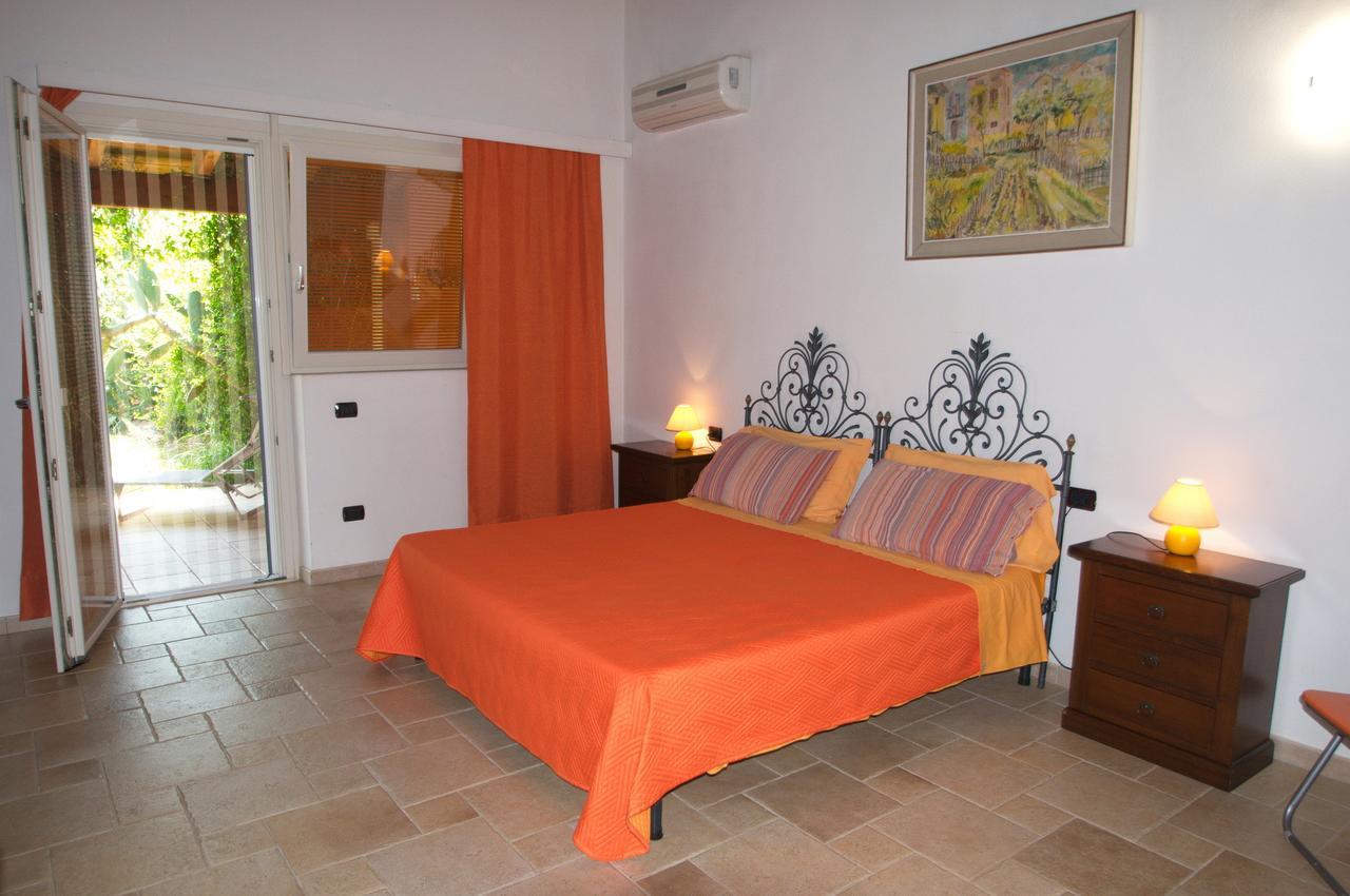 Fattoria Corte Noa Guest House Masainas Exterior photo
